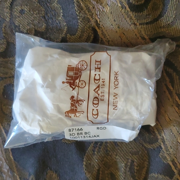 Coach gorgeous teddy bear gold and  silver  Keychain  for keys pets aaah bagged - Picture 4 of 4